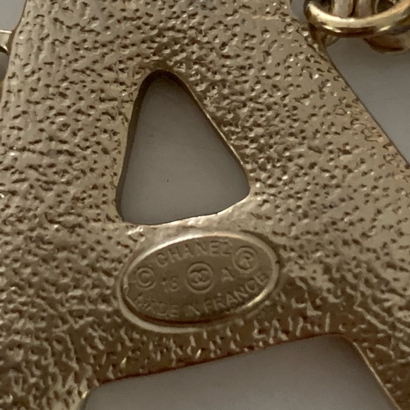 🔥Sold out 🔥Gorgeous Chanel Spelled Out Necklace - Picture 6 of 8